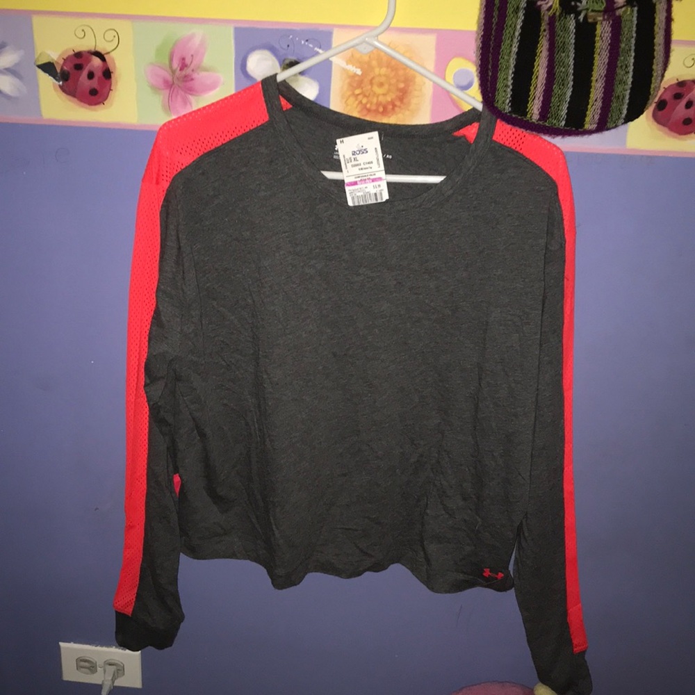 This is an under armor crop top